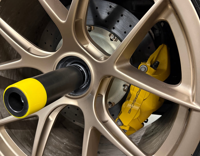 Powerflex_Lamborghini_and_Porsche_Centerlock_Wheel_Pins_Center